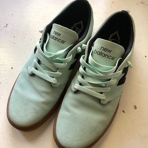 New Balance Shoes size 11.5 - Picture 2 of 4